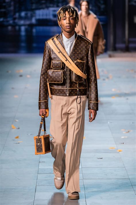 vetement louis vuitton homme pas cher|Louis Vuitton men's jumpsuit.